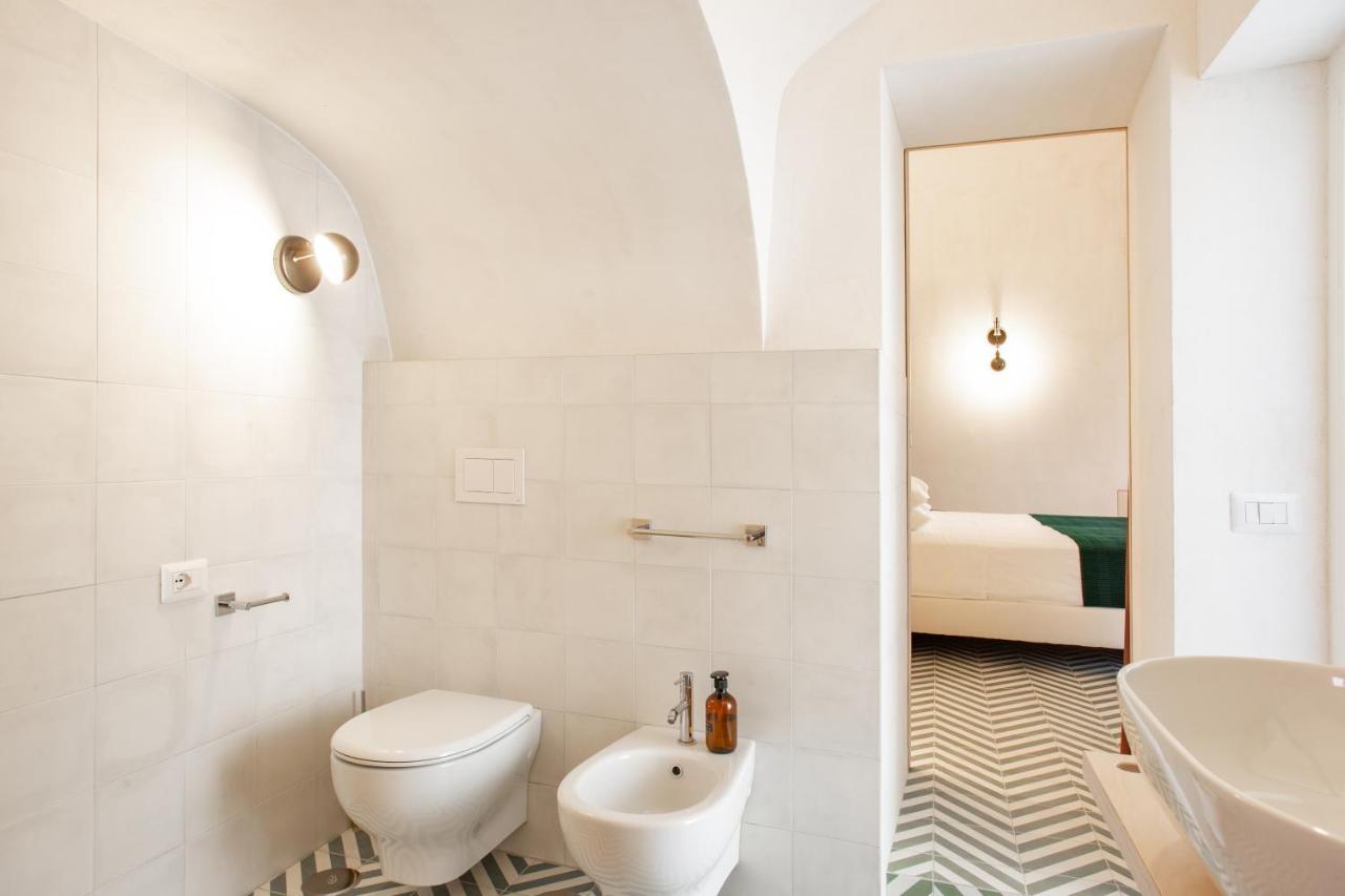Otium Luxury Studio Apartment モンテ・ディ・プローチダ エクステリア 写真